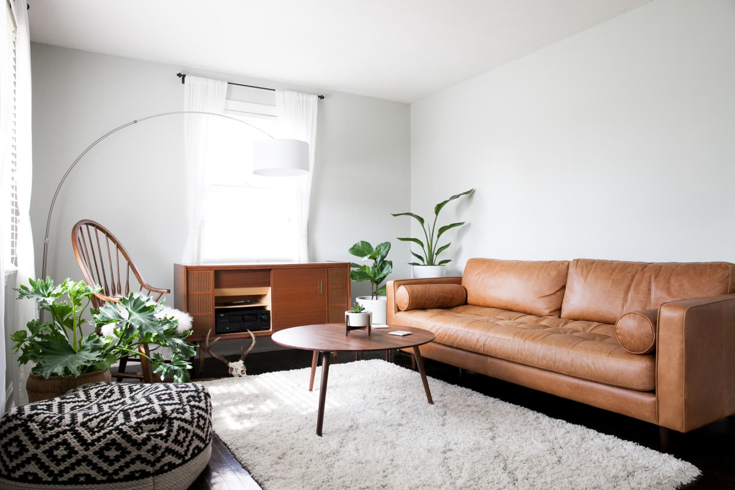 Rugs USA LightColored Rug Sale May 2021 Apartment Therapy